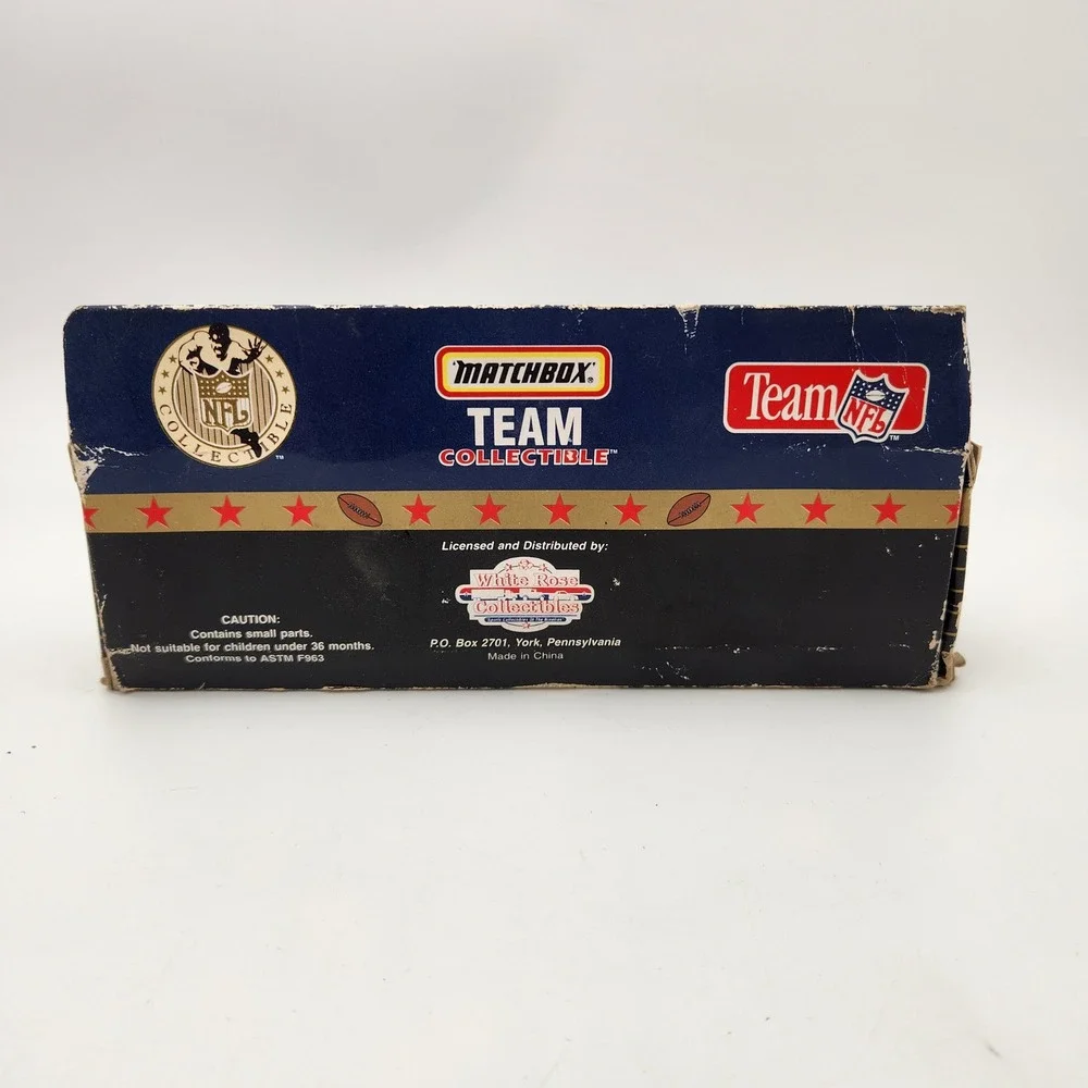 1994 Matchbox Houston Oilers NFL Team Collectible Ford Aeromax Truck White Rose